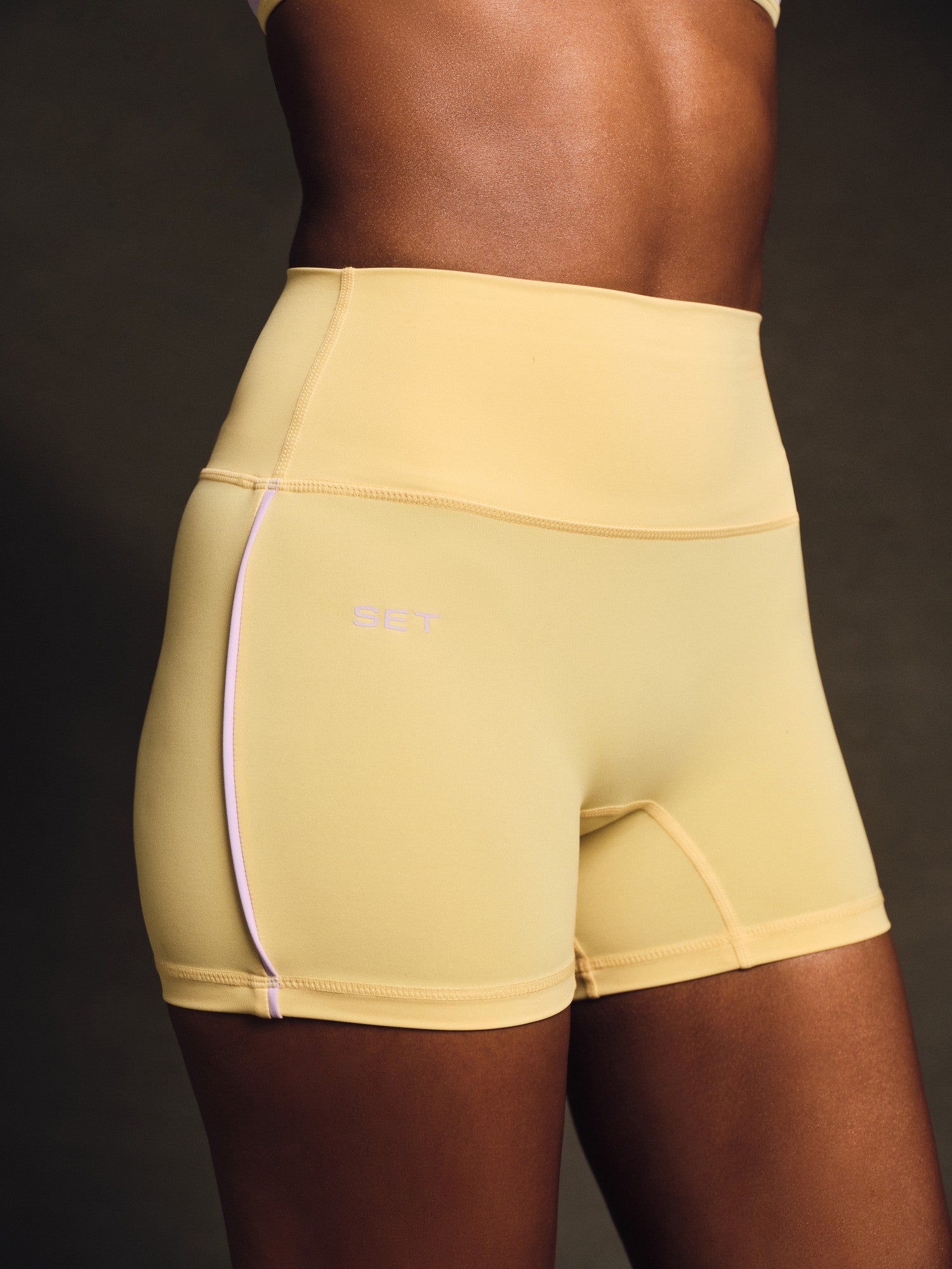 LUXFORM® LUX PIPE SHORTS - BUTTERCREAM SET ACTIVE