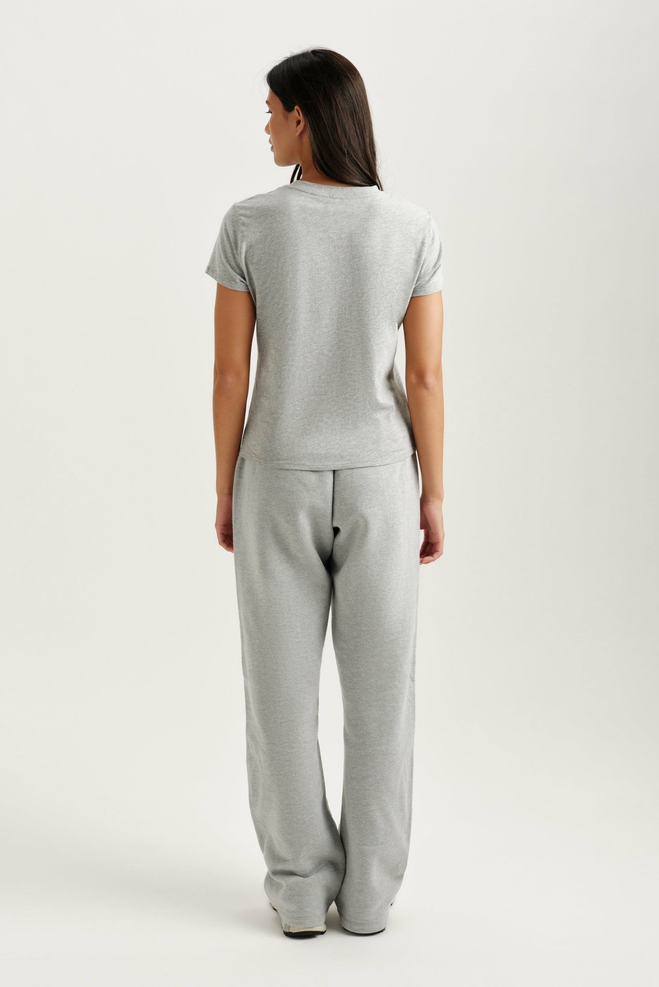 CLASSIC COTTON DAILY STAPLE POCKET TEE - FOG HEATHER GREY SET ACTIVE