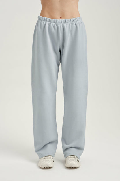 MIDWEIGHT SWEATS STAPLE STRAIGHT LEG SWEATPANTS - BLUSH SET ACTIVE
