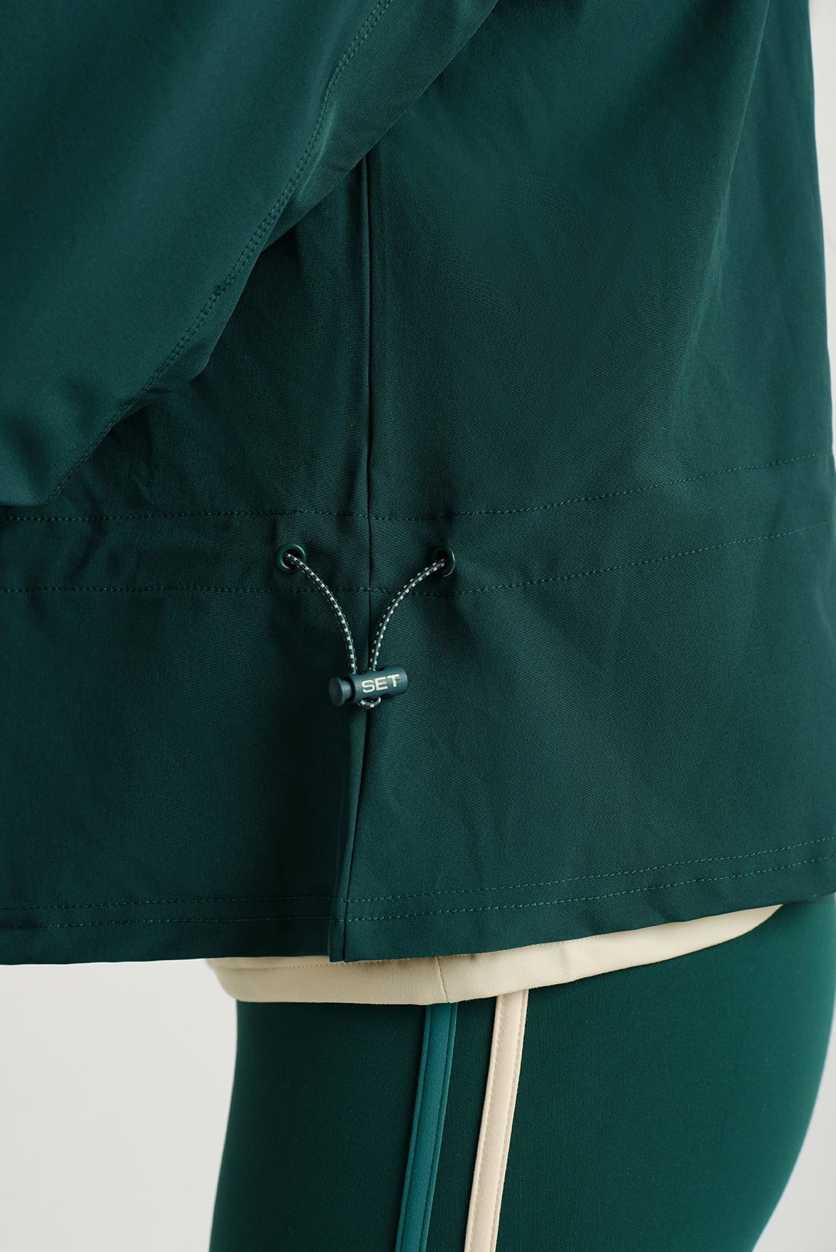 NYLON DUET CINCHED WINDBREAKER - PEAK SET ACTIVE
