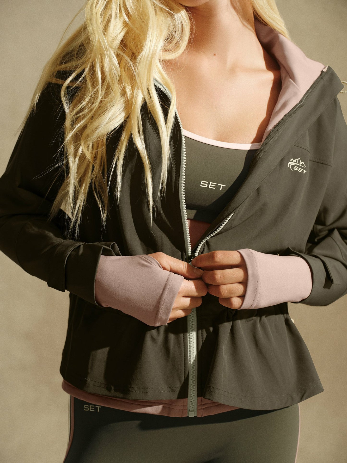 NYLON DUET CINCHED WINDBREAKER - SEDONA SET ACTIVE