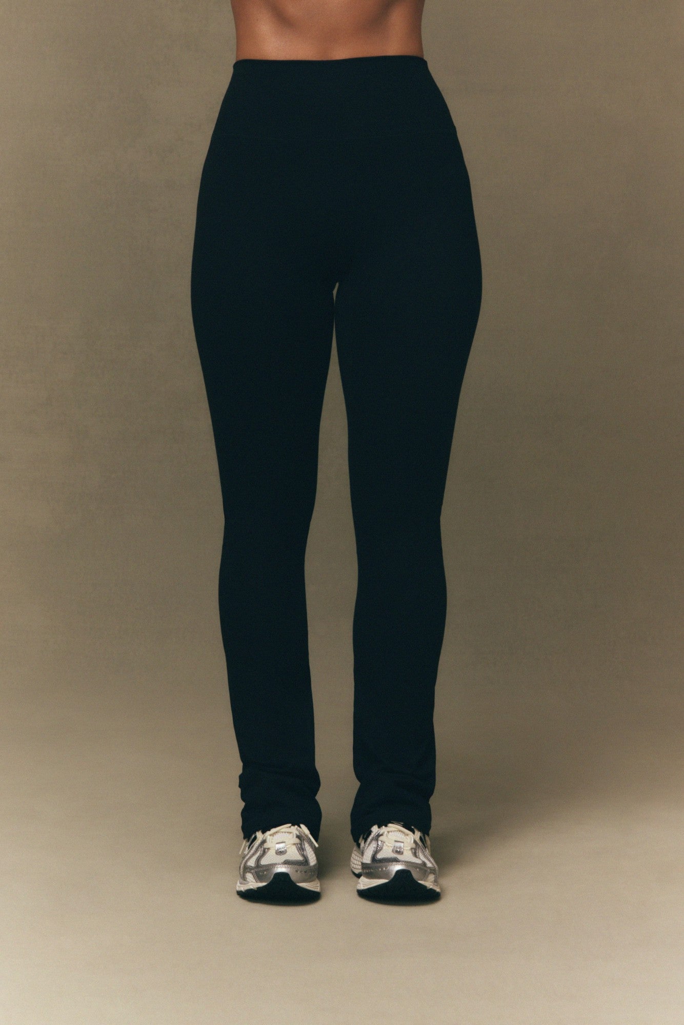 FORMCLOUD® CLOUD STRAIGHT HIGH-RISE LEGGINGS - ONYX SET ACTIVE