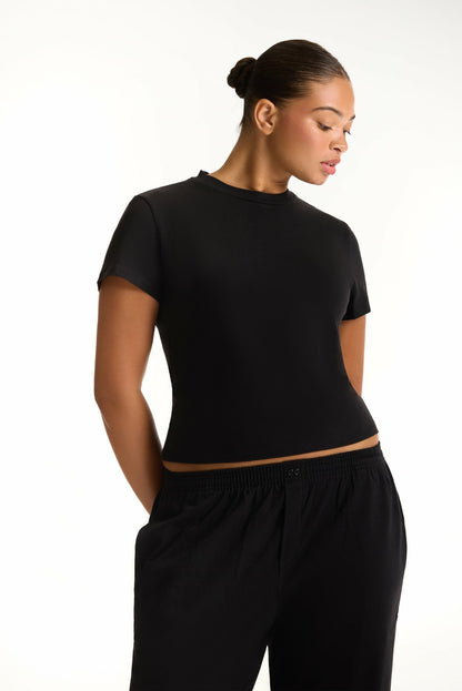 CLASSIC COTTON DAILY STAPLE TEE - ONYX SET ACTIVE
