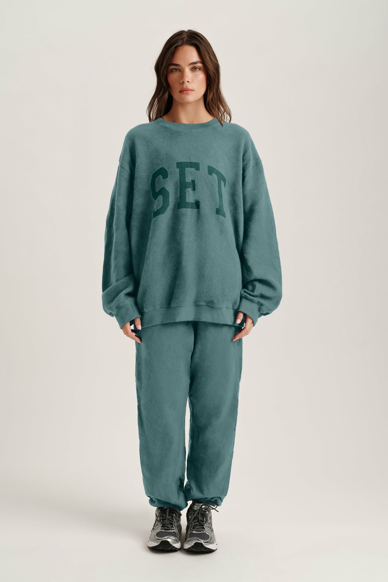 MIDWEIGHT SWEATS STAPLE LAYERED SWEATS - SYNC SET ACTIVE