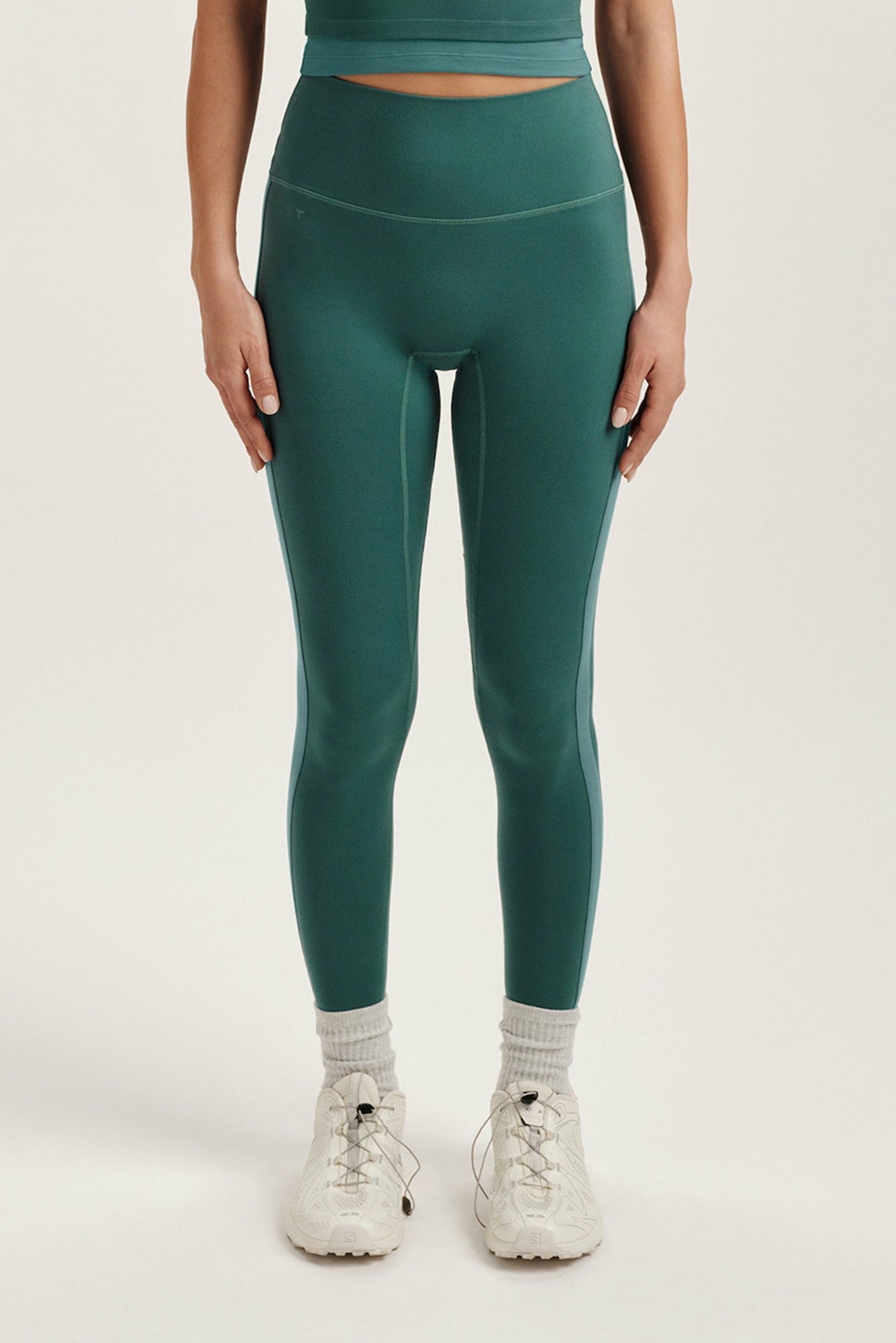 FORMCLOUD® CLOUD LINE LEGGINGS - SYNC SET ACTIVE