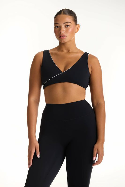BREATHE 1.0 CONTRAST WRAP BRA - ORCA SET ACTIVE