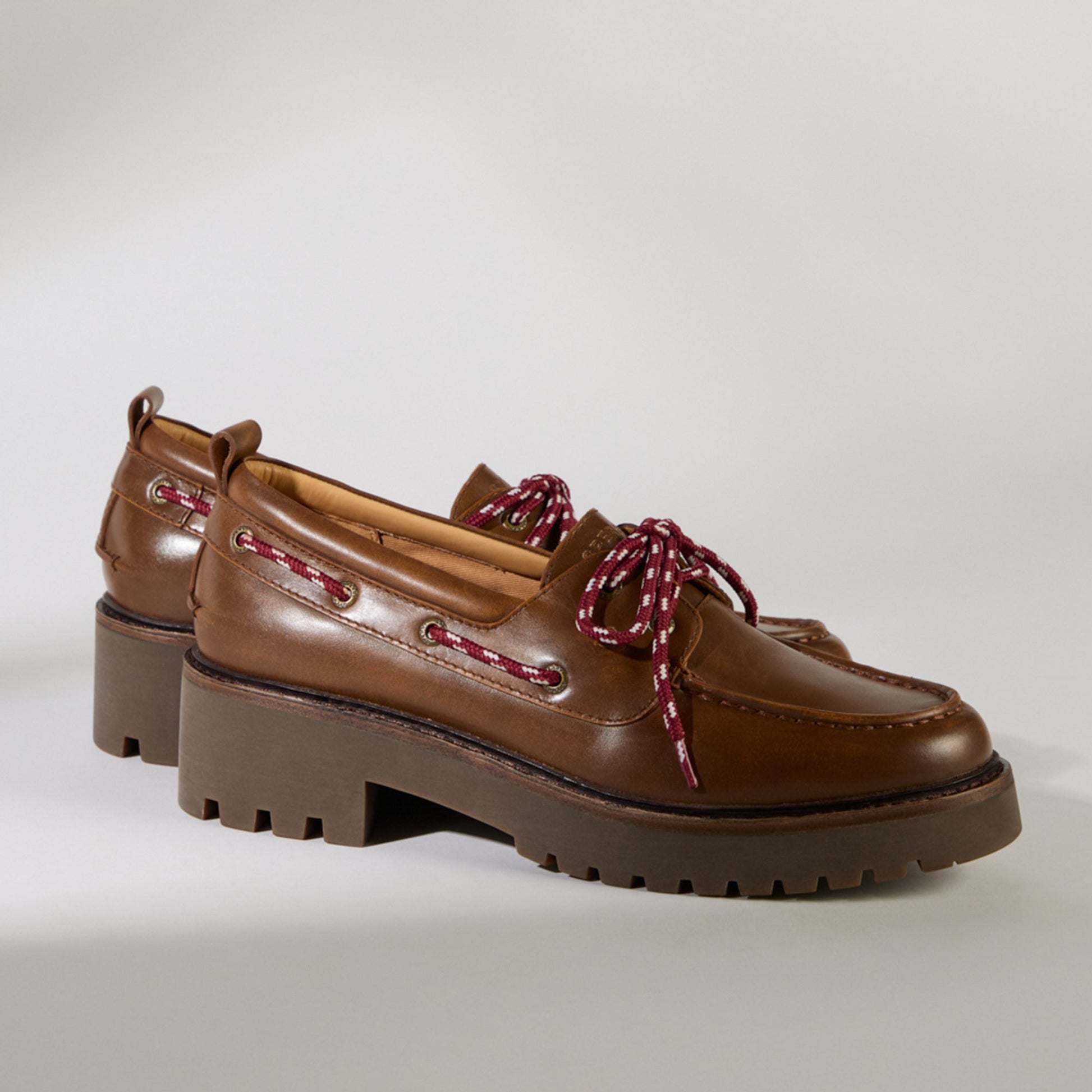 Sperry Authentic Original 2 Eye Lug Boat Shoe Brown